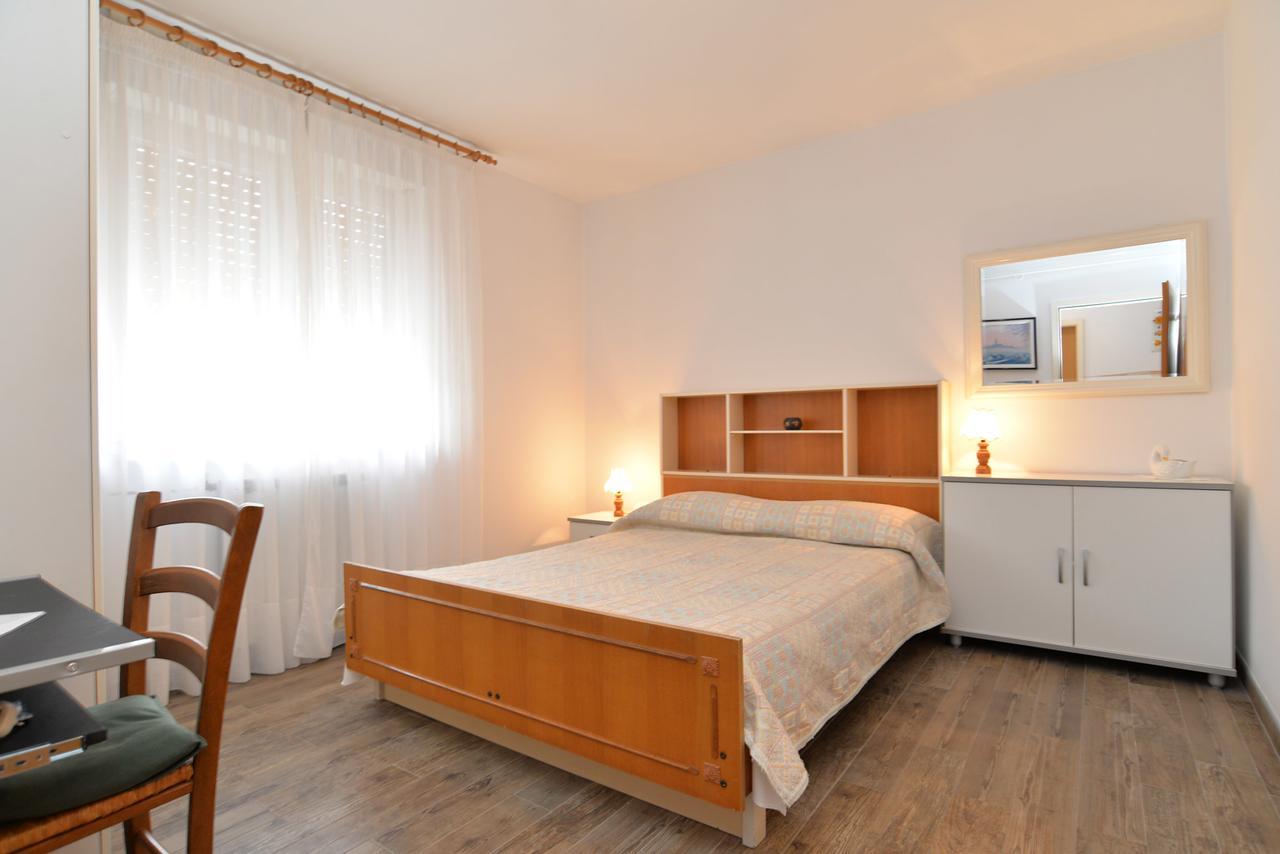 Apartment & Room Tanja 1552 Póla Kültér fotó