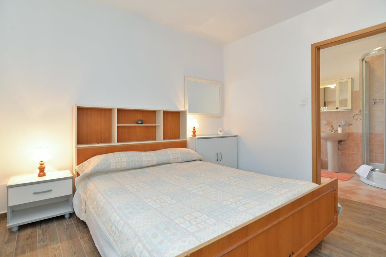 Apartment & Room Tanja 1552 Póla Kültér fotó