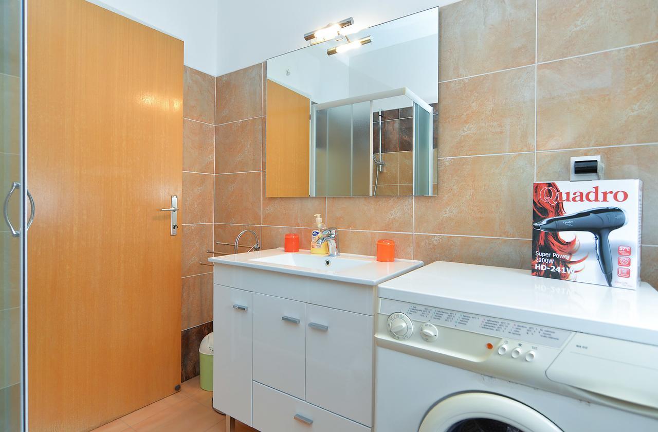Apartment & Room Tanja 1552 Póla Kültér fotó